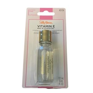 Sally Hansen Vitamin E Nail & Cuticle oil new